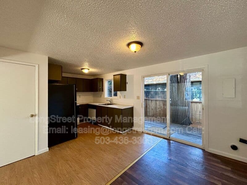 Beaverton Condo: 14173 SW Allen Blvd