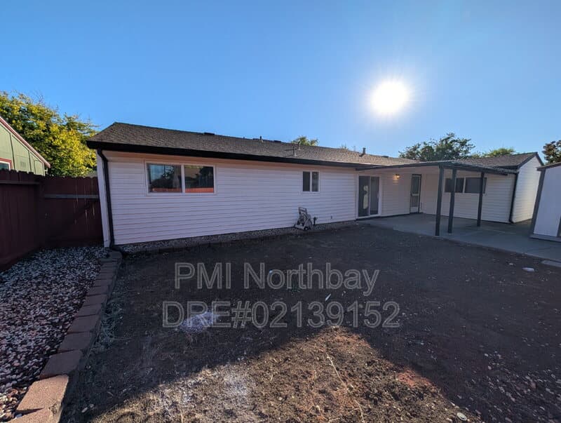 Suisun City House: 232 Long St