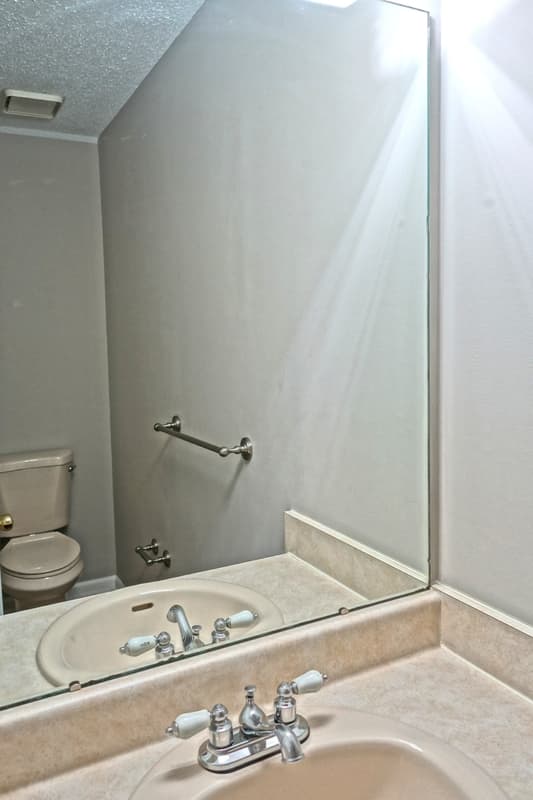 Huntsville House: 1705 Toll Gate Road SE