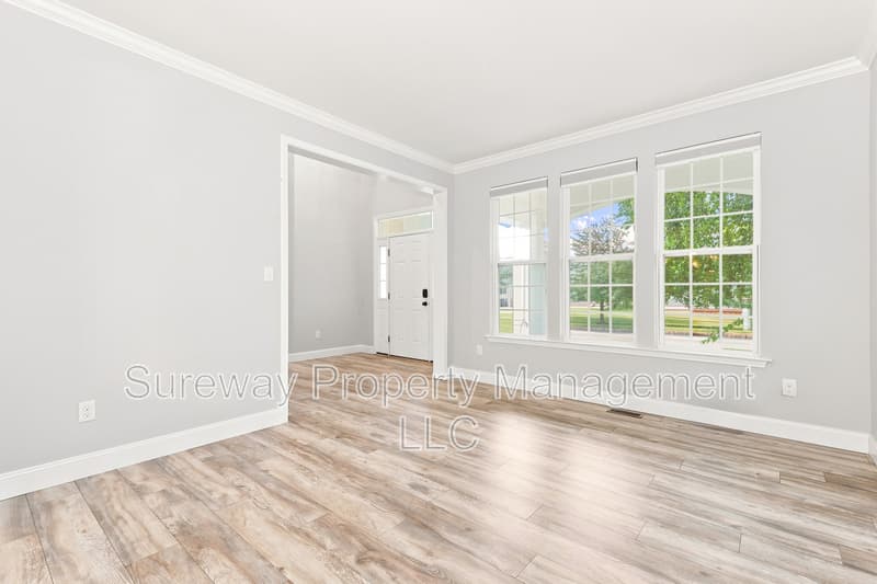 Pemberton House: 13 Grist Mill Ct