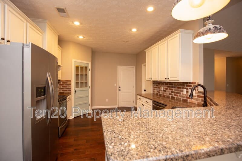 Fortson House: 9223 Granite Field Ct