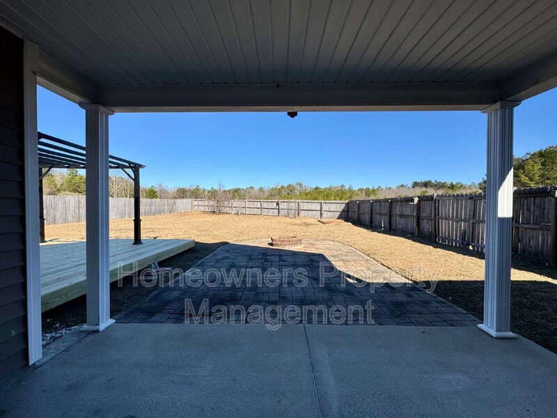 Raeford House: 114 Edisto Ct