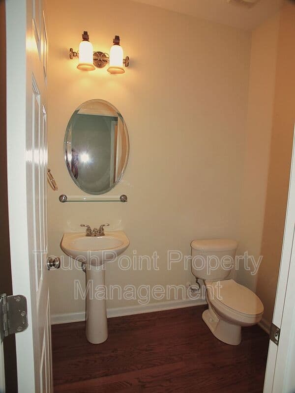 Matthews House: 3012 Stevens Schultz Ln