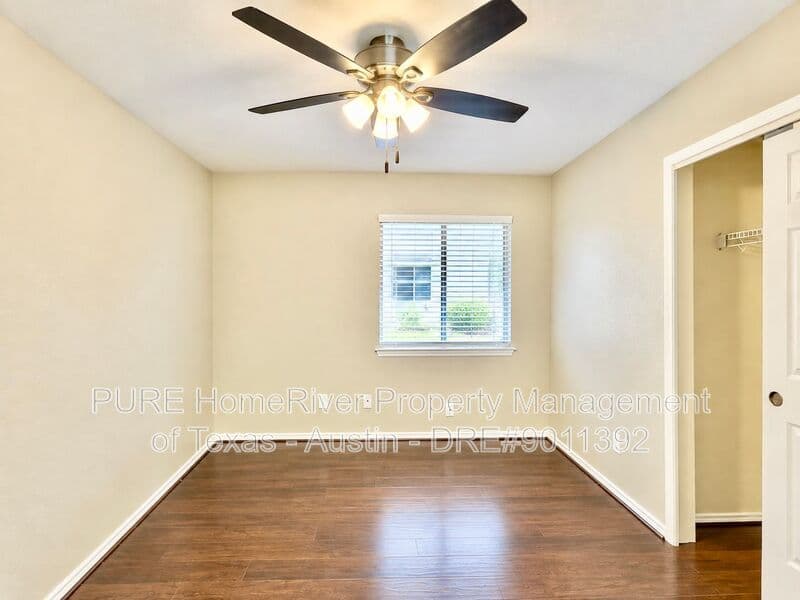 Round Rock House: 932 Monadale Trl