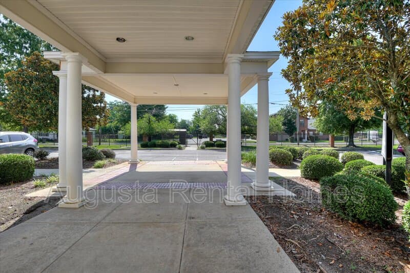 Augusta Condo: 1425 Lee Beard Way Unit 109