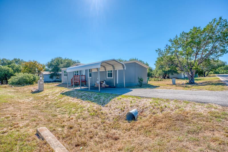 Horseshoe Bay House: 201 18th Street