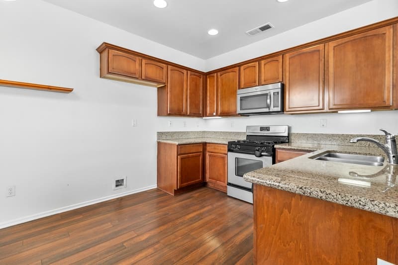 Oceanside Condo: 308 Island Way 1