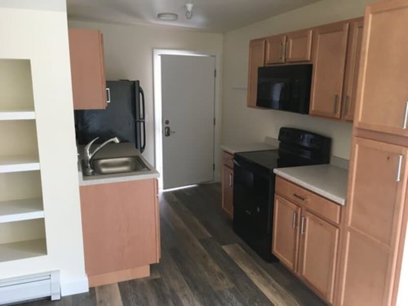 Burlington Condo: 323-325 College Street, Unit 11