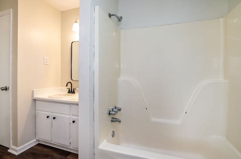 Birmingham House: 1525 7th Street NW
