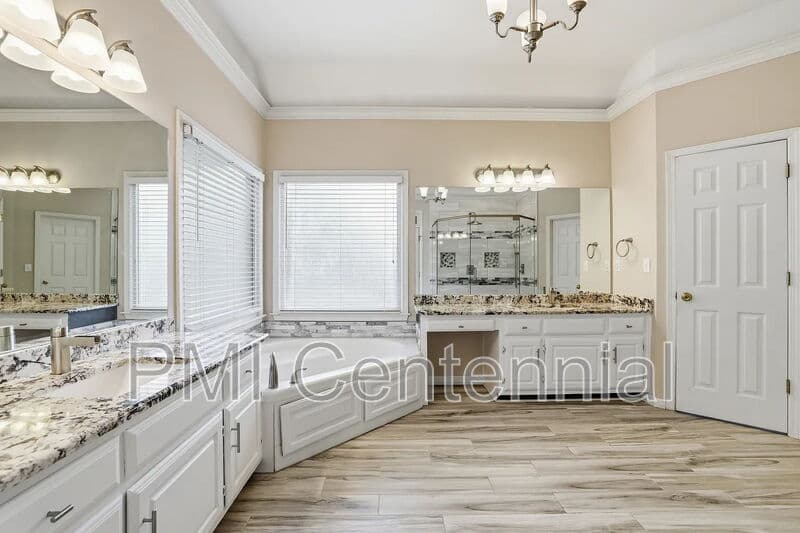 Alpharetta House: 120 Creekside Park Dr