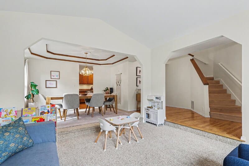 Bothell House: 11902 NE 168th St