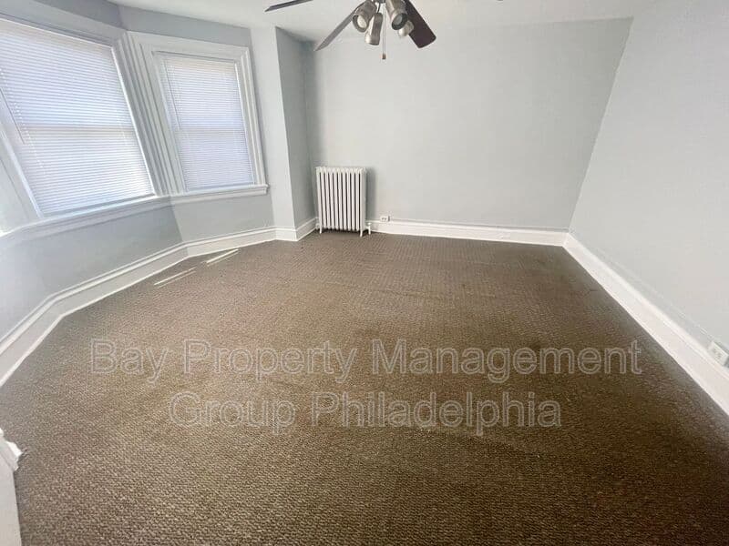 Philadelphia House: 5029 N Franklin St