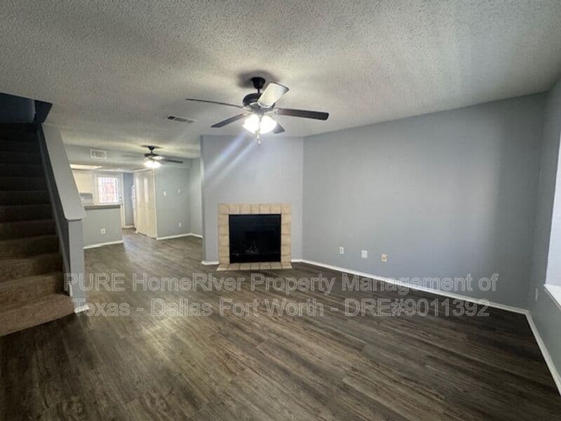 Irving Condo: 4004 W. Pioneer Dr.
