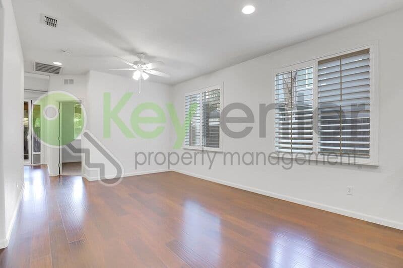 Roseville House: 1233 Manza Circle