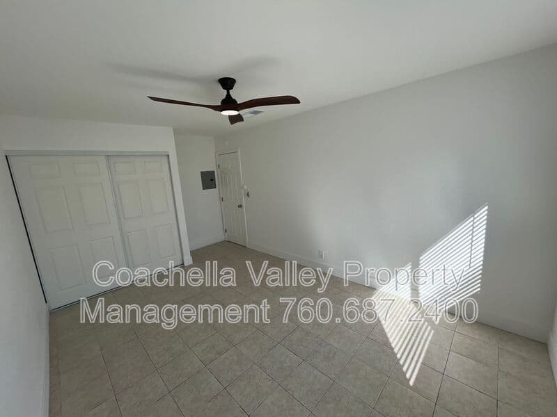 Cathedral City House: 32610 Pueblo Trl