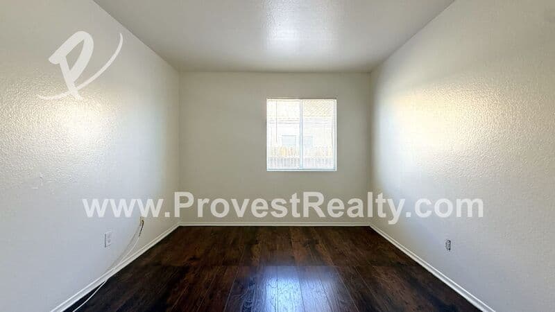 Victorville House: 13591 Monterey Way