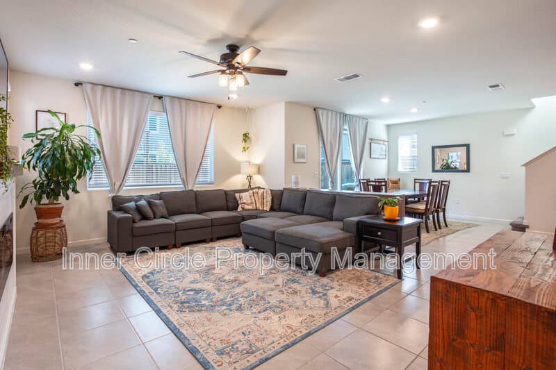 Oakley House: 169 Leprino Circle