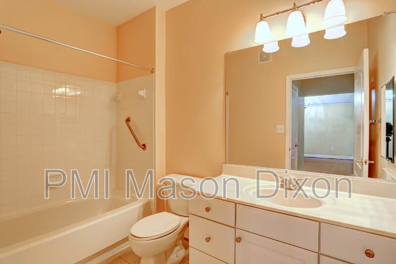 Clarksville Condo: 5920 Great Star Drive