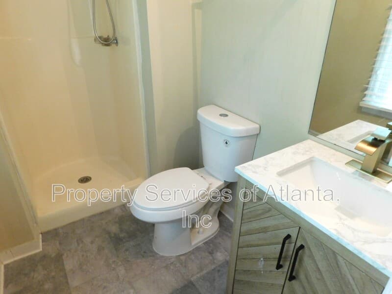 Roswell Townhome: 192 High Creek Dr