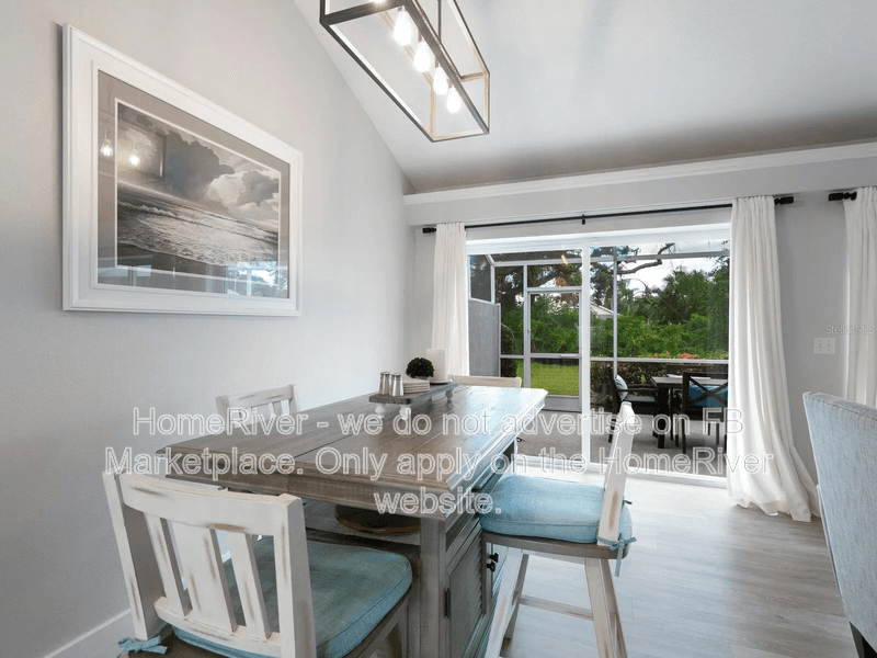 Sarasota Condo: 4422 Winston Ln S