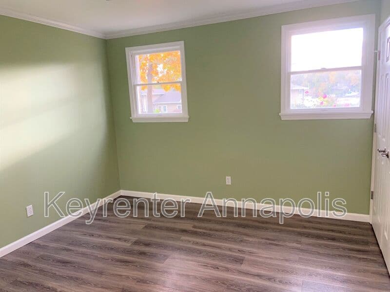 Crownsville House: 840 Valentine View