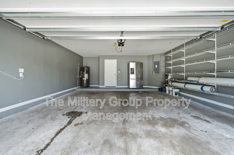 Orange Park House: 391 Hepburn Rd