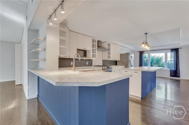 Savannah House: 2337 Shirley Drive