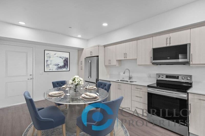 San Diego Apartment: 2724 El Cajon Blvd
