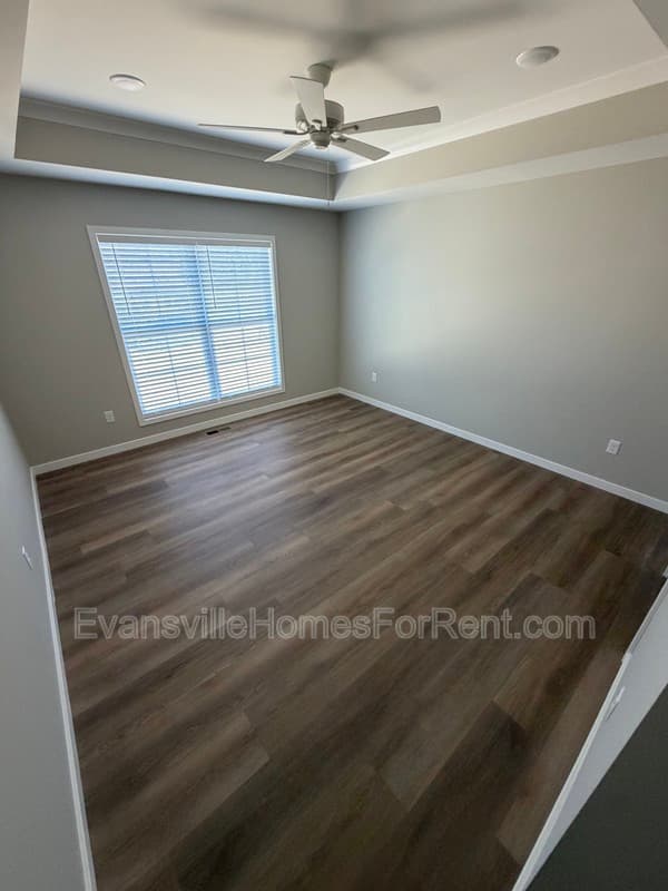 Evansville House: 12827 Halle Drive
