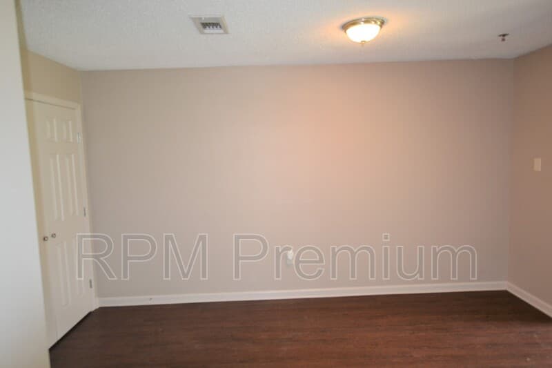 Baton Rouge House: 14835 Central Woods Ave.