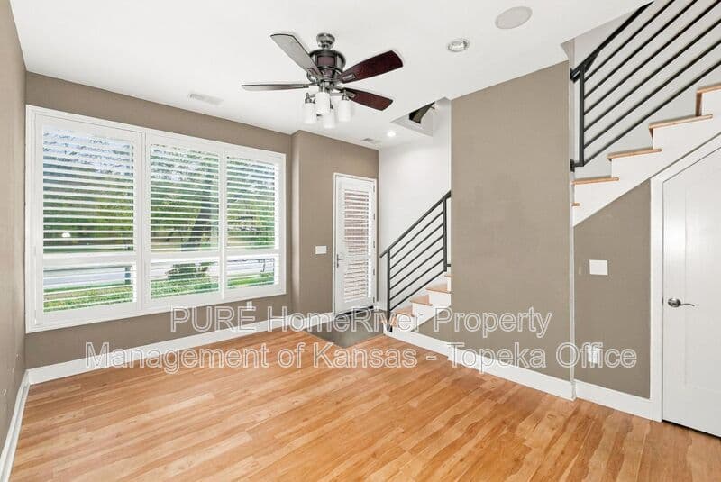 Kansas City House: 4540 J.C. Nichols Parkway