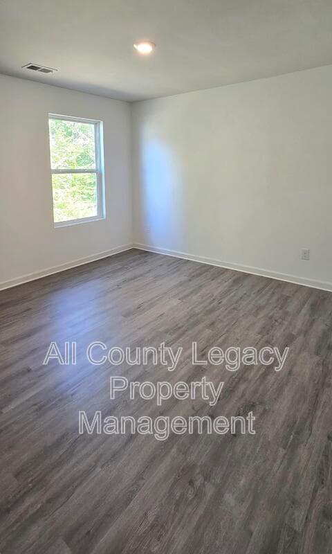 Covington House: 25 Lena Ct
