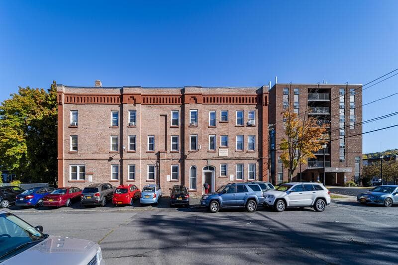 Troy Condo: 3 115th Street - 7