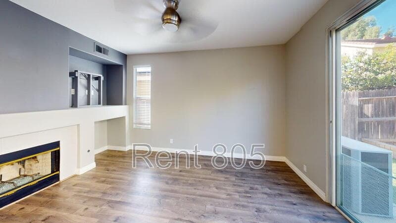 Camarillo House: 4437 Las Veredas Pl