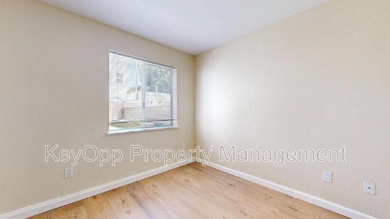 San Francisco House: 806 35th Avenue