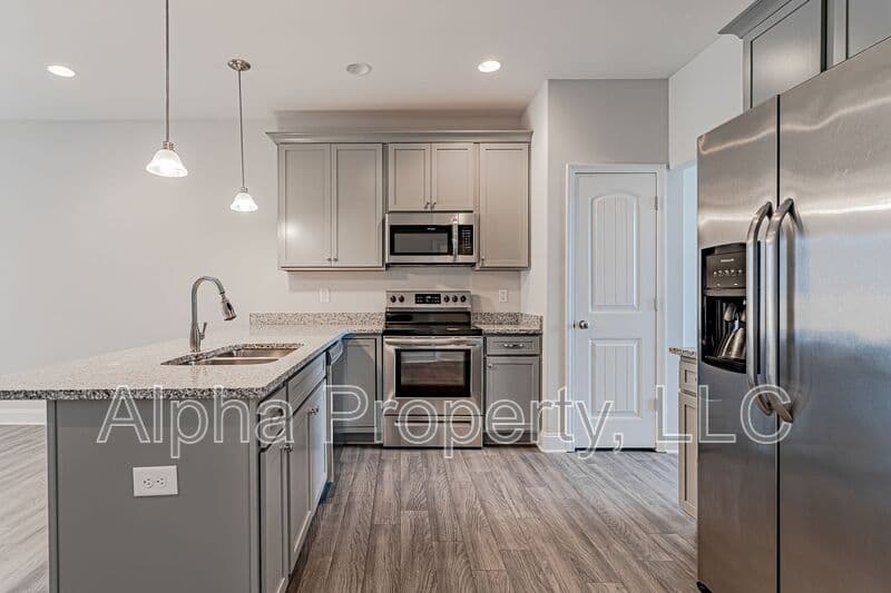 Greer House: 73 Tannery Dr
