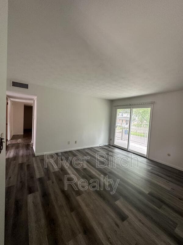 Springfield Condo: 525 West Cook Street - 2