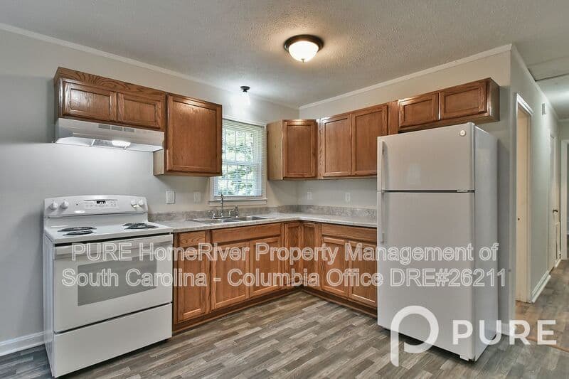 Columbia House: 1017 Rockymount Rd