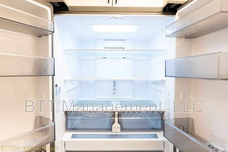 Silver Spring Condo: 8712 Plymouth St