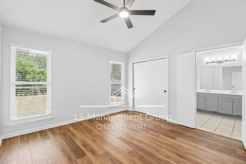 San Antonio House: 3118 Bear Springs Drive