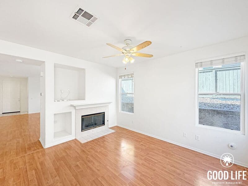 Poway House: 12229 Juniper Way