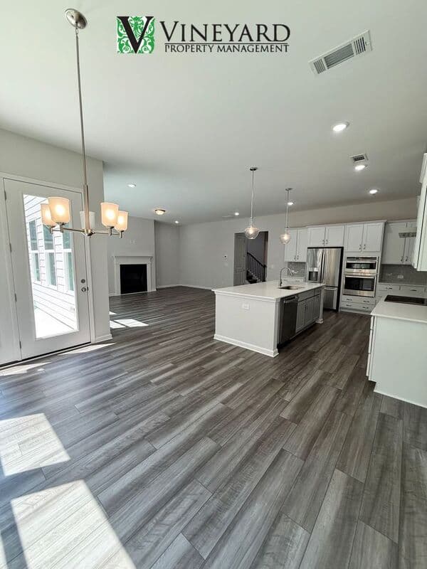 Holly Springs House: 265 Birchwood Row