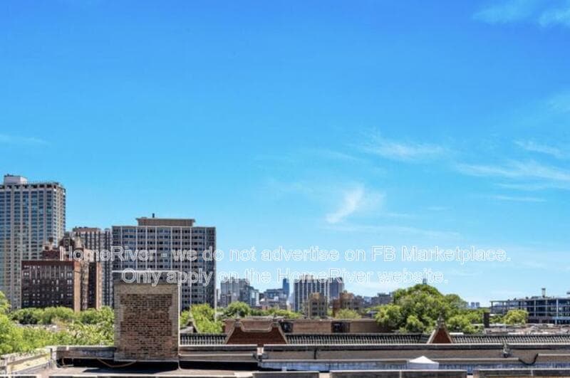 Chicago Condo: 3602 N Pine Grove Ave
