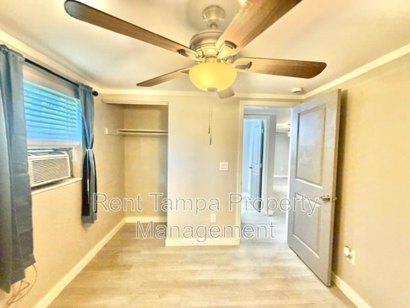 St. Petersburg Condo: 428 90th Avenue North