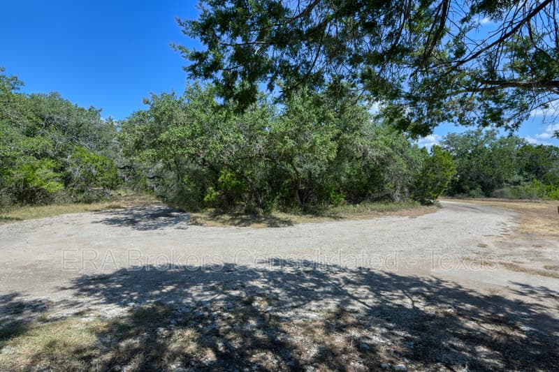 Hondo House: 930 County Rd 342