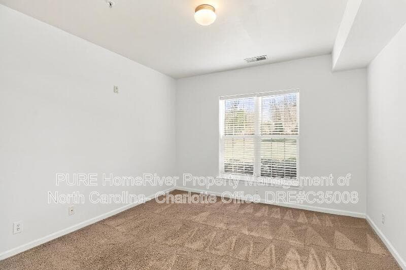 Charlotte House: 14622 Via Sorrento Drive