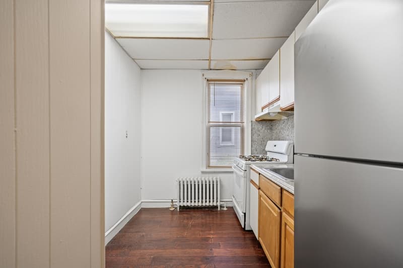 Oaklyn Condo: 156 Chestnut Avenue - 1F