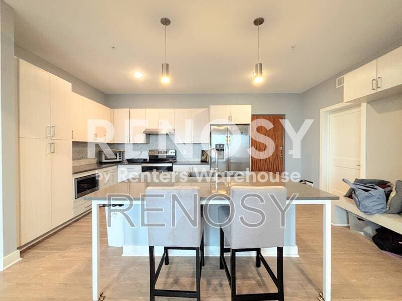 Des Moines Condo: 400 SW 7th St