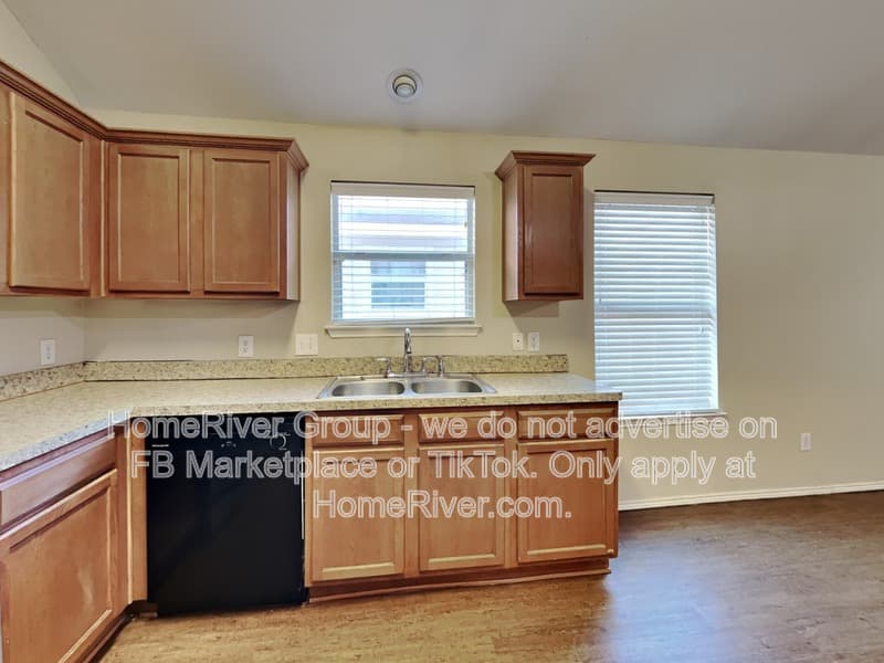 Dallas House: 7743 Arkan Pkwy