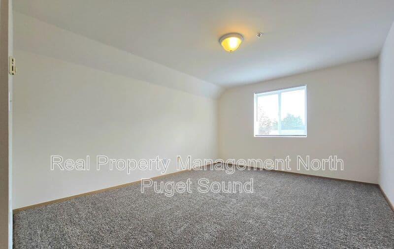 Marysville Condo: 11811 State Ave